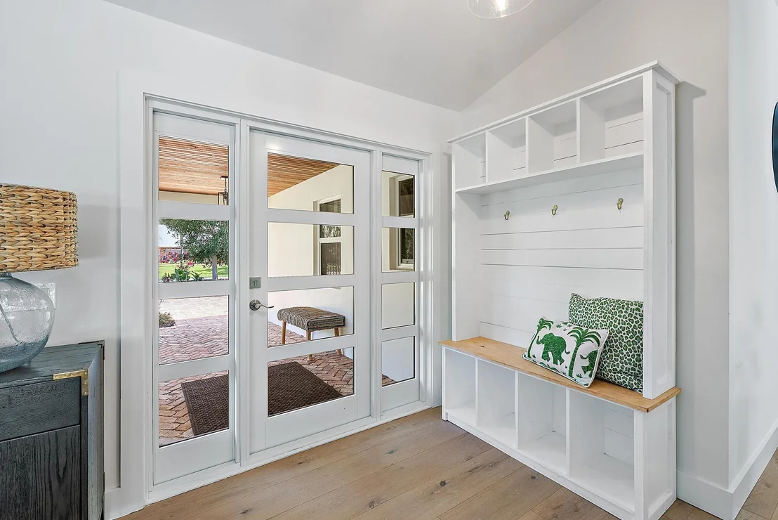 Photo of 6799 Imperial Woods Road