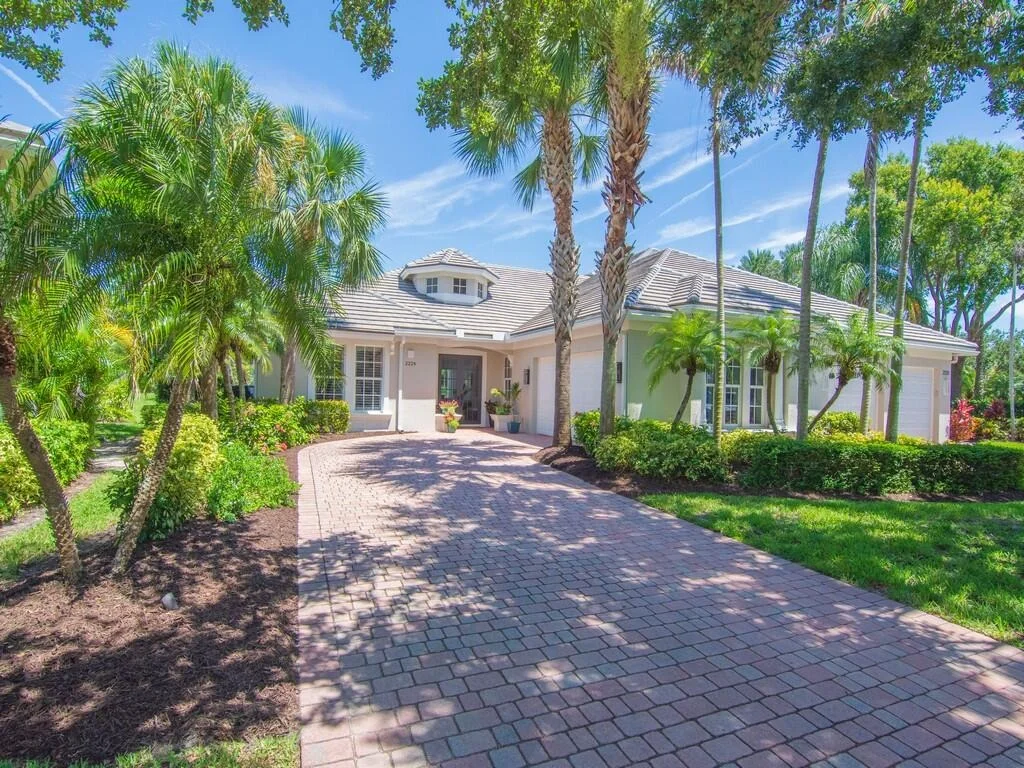 Photo of 2229 Falls Circle