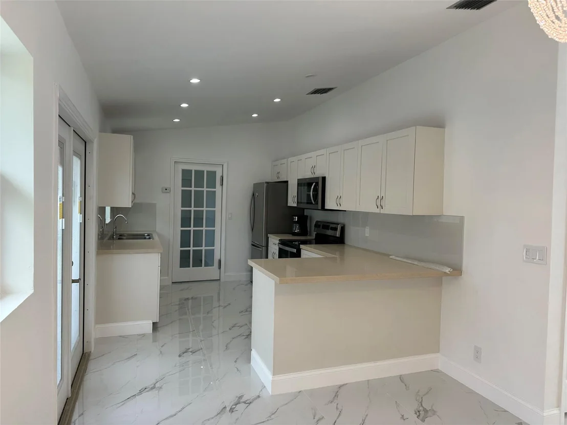 Photo of 9420 Nickels Boulevard