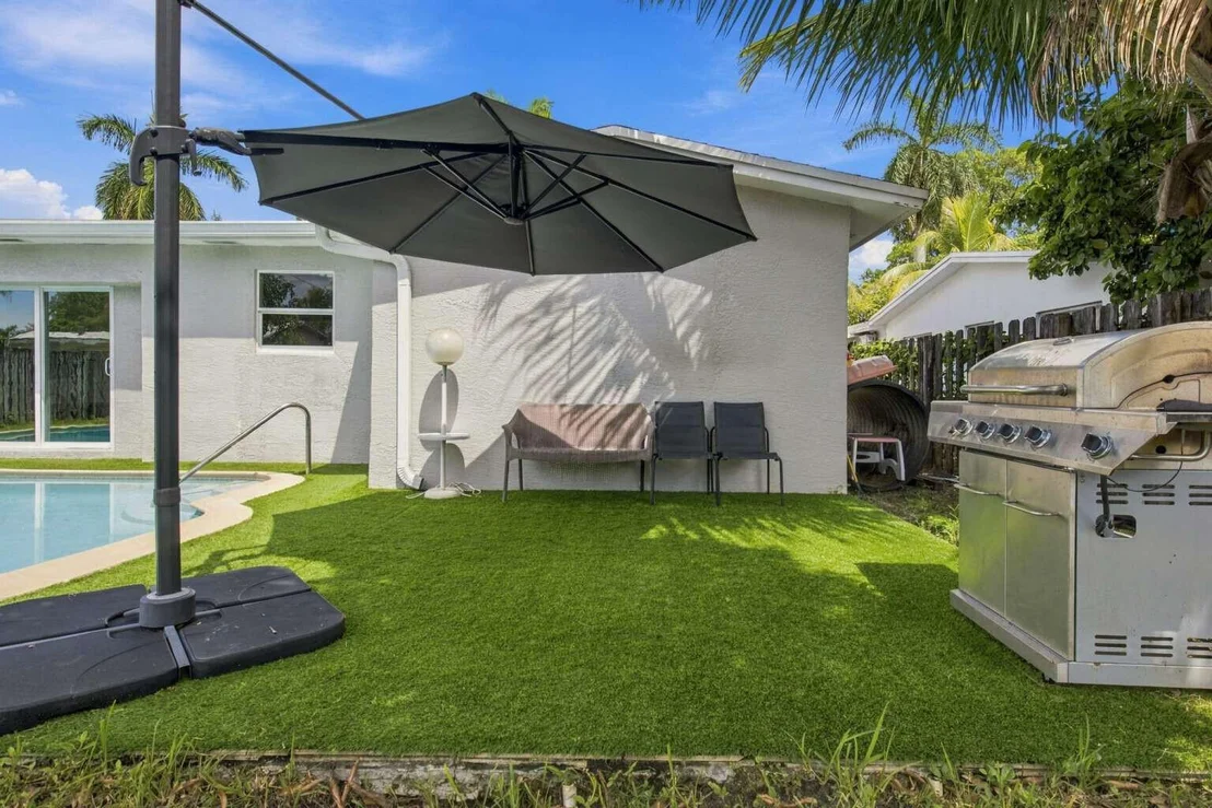 Photo of 7640 SUNSET STRIP