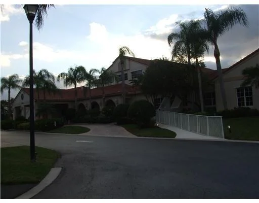 Photo of 7903 Coral Pointe Drive