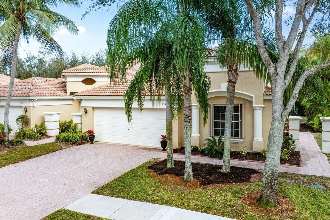 Photo of 2536 Sandy Cay