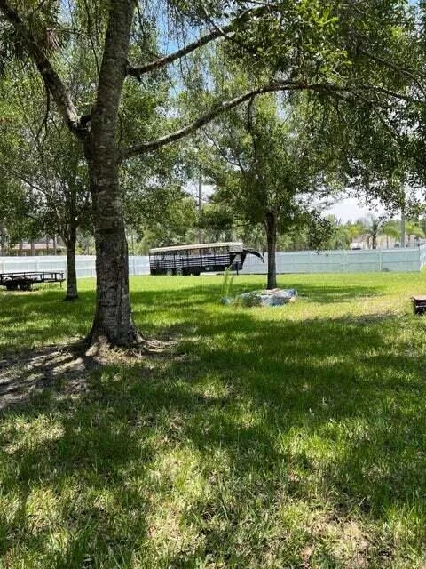 Photo of 8680 Moco Lane