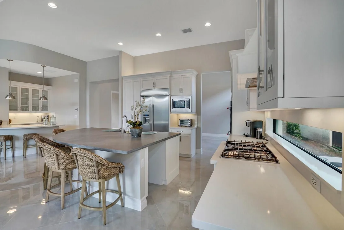 Photo of 9782 Bozzano Drive