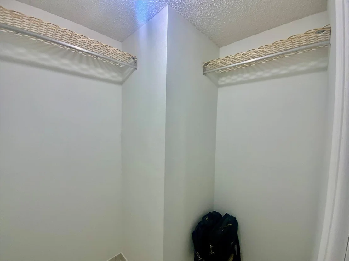 Photo of 1104 Pinehurst