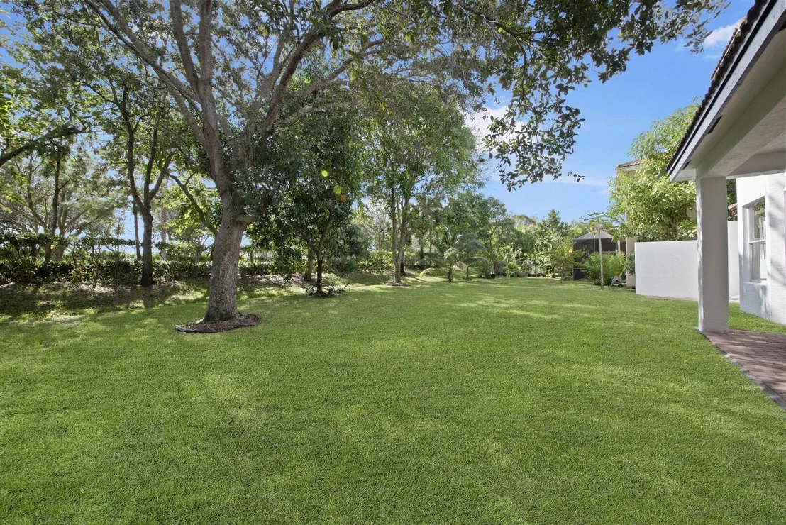 Photo of 8273 Emerald Winds Circle