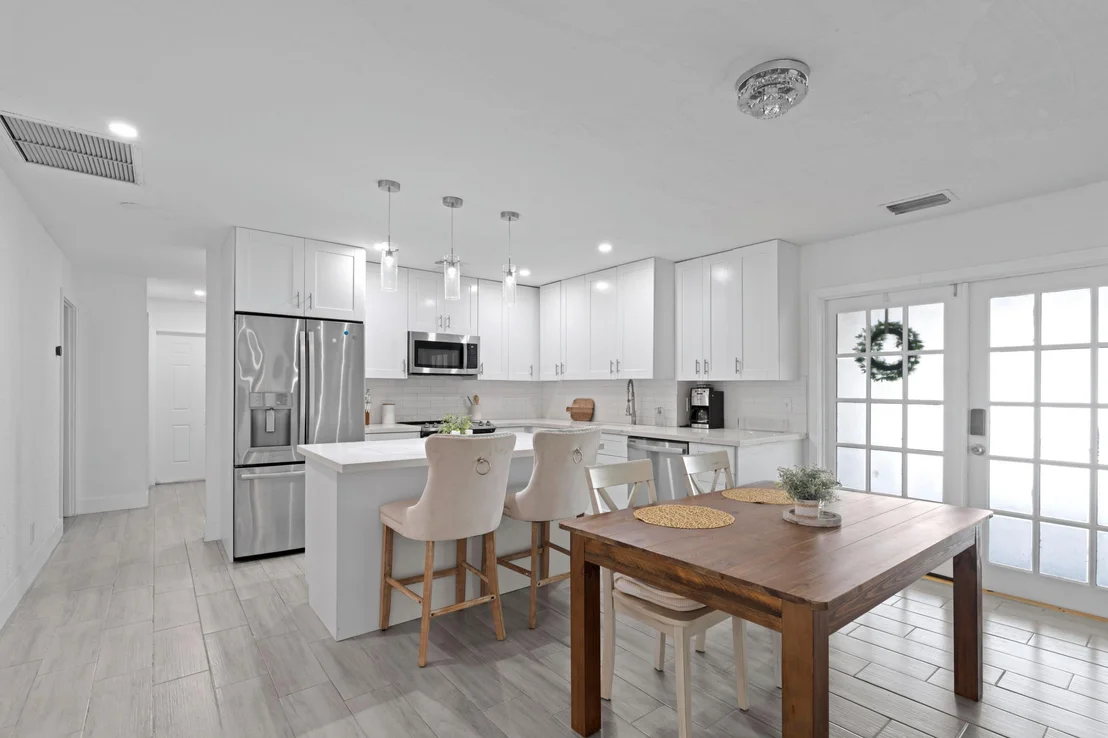 Photo of 5285 Sunrise Boulevard