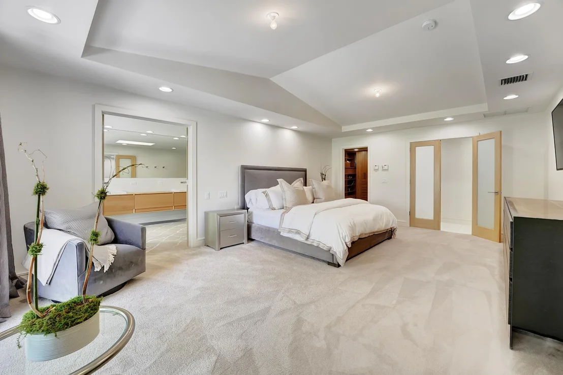 Photo of 4325 White Cedar Drive