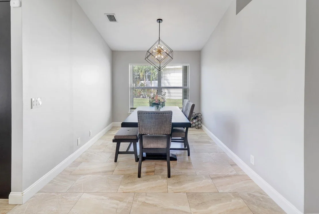 Photo of 8260 Palm Gate Drive