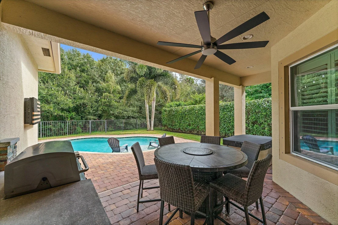 Photo of 8337 SW Marin Drive