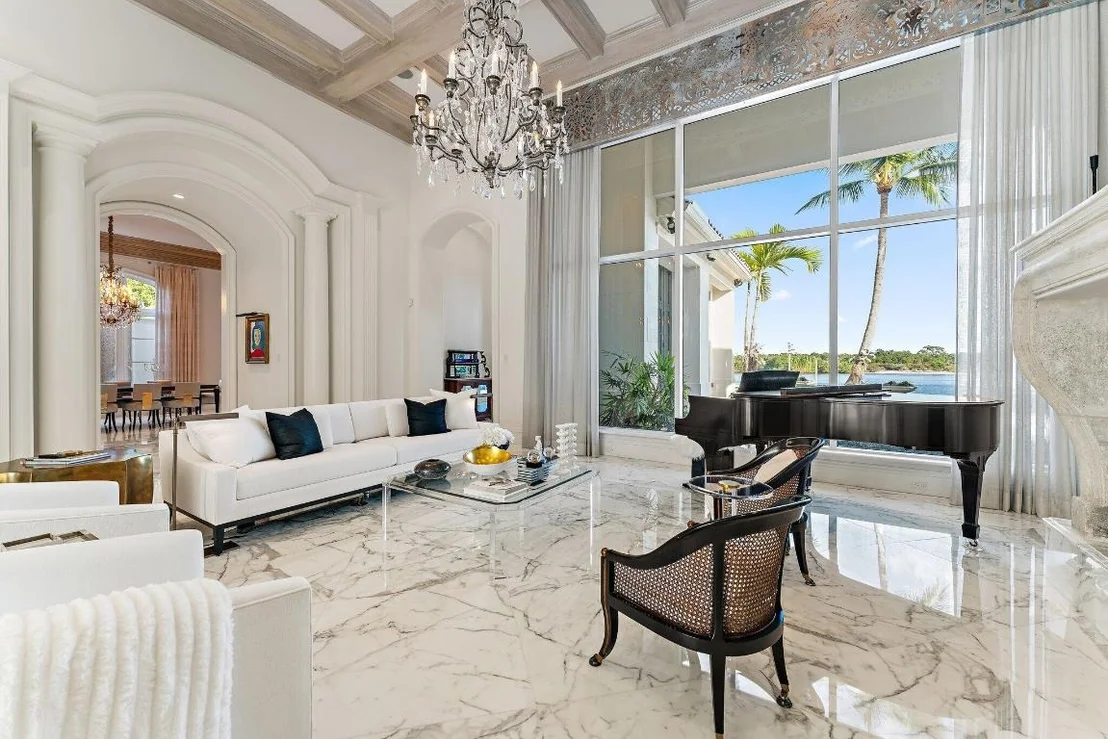 Photo of 372 Regatta Drive