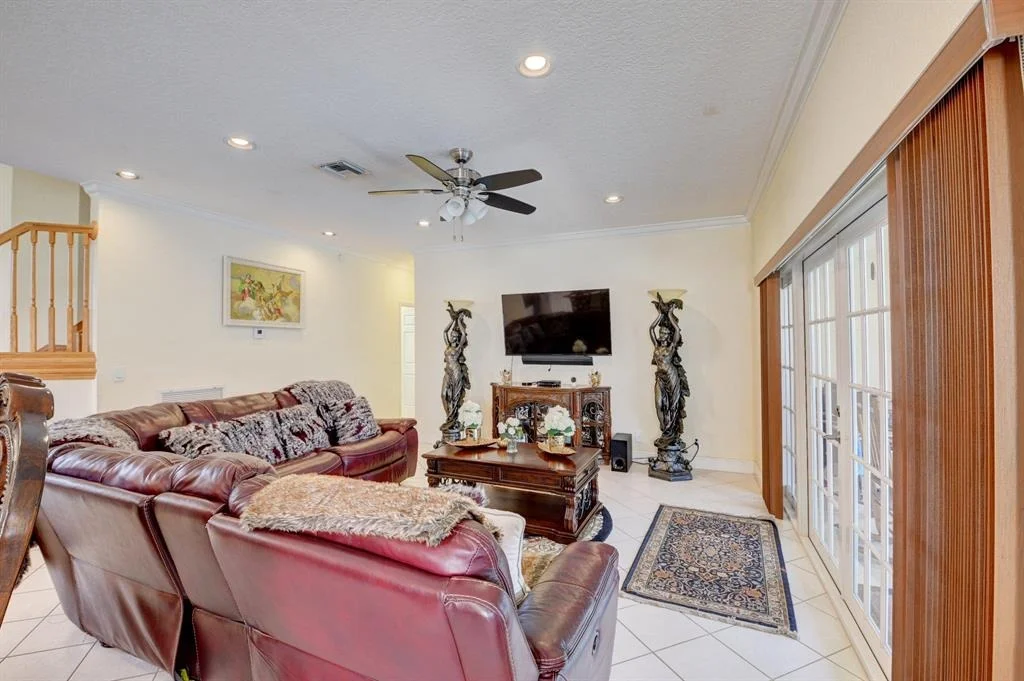 Photo of 10885 La Salinas Circle