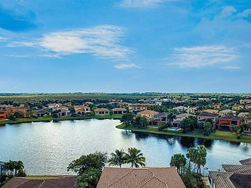 Photo of 9528 Eden Manor