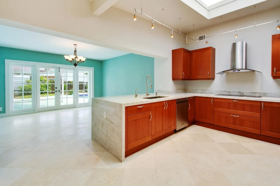 Photo of 6913 Kingston Drive