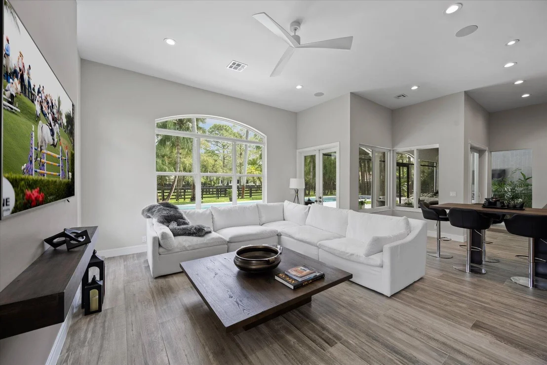 Photo of 14922 Paddock Drive