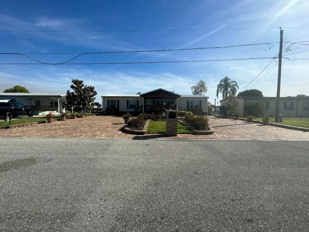 Photo of 2004 SE 30th Street