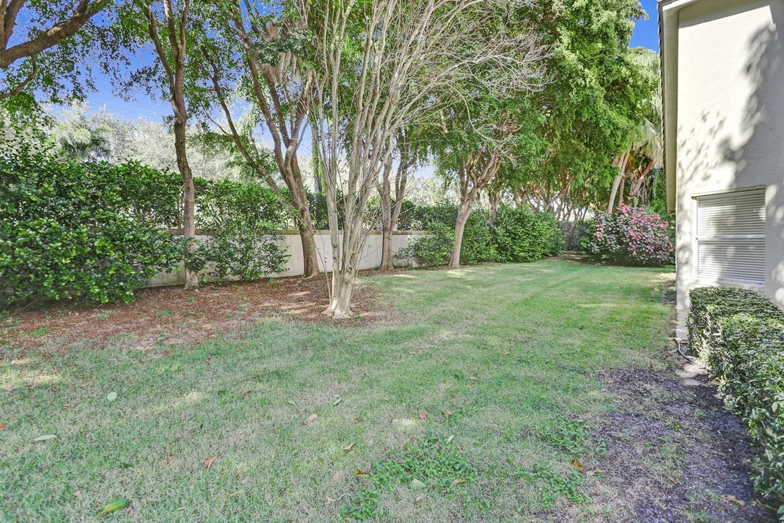 Photo of 7470 Falls Road W