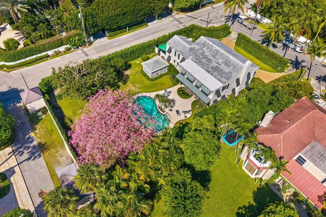 Photo of 334 Barton Avenue