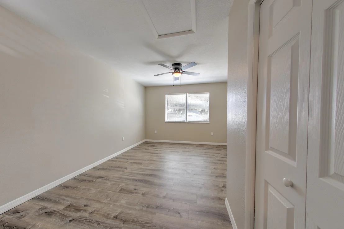 Photo of 5103 Sunset Boulevard