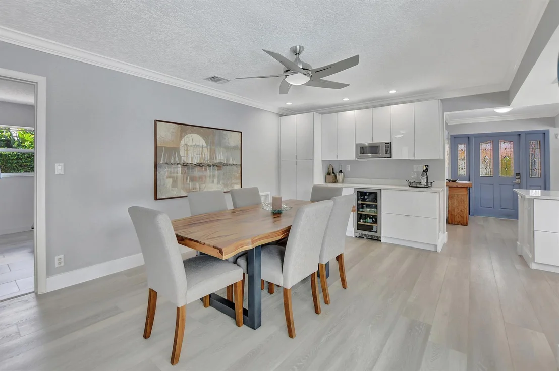 Photo of 808 Berkeley Street