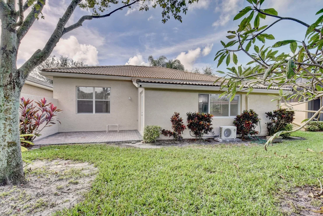 Photo of 7381 Forest Park Way
