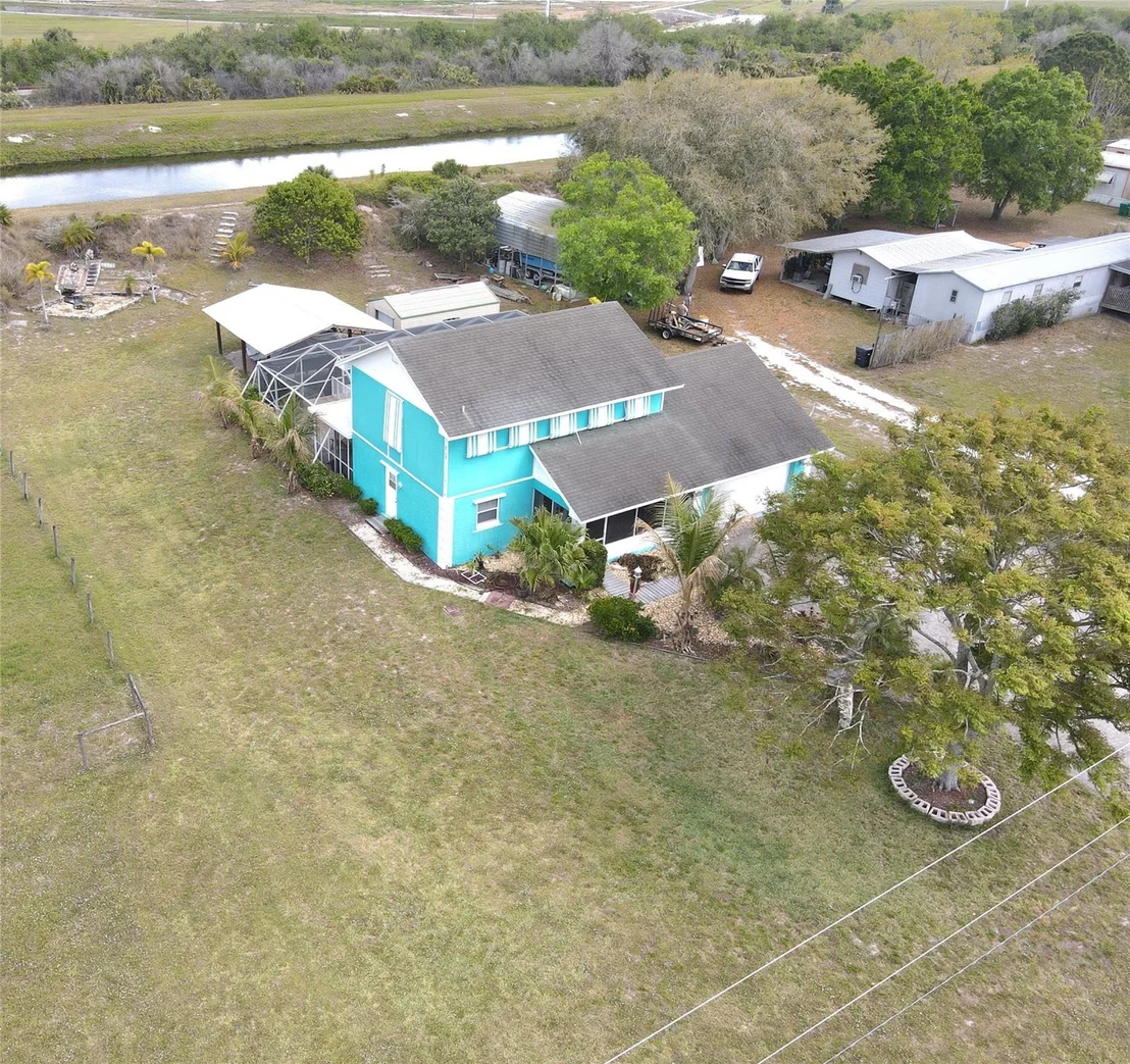 Photo of 7945 SE 57th Drive