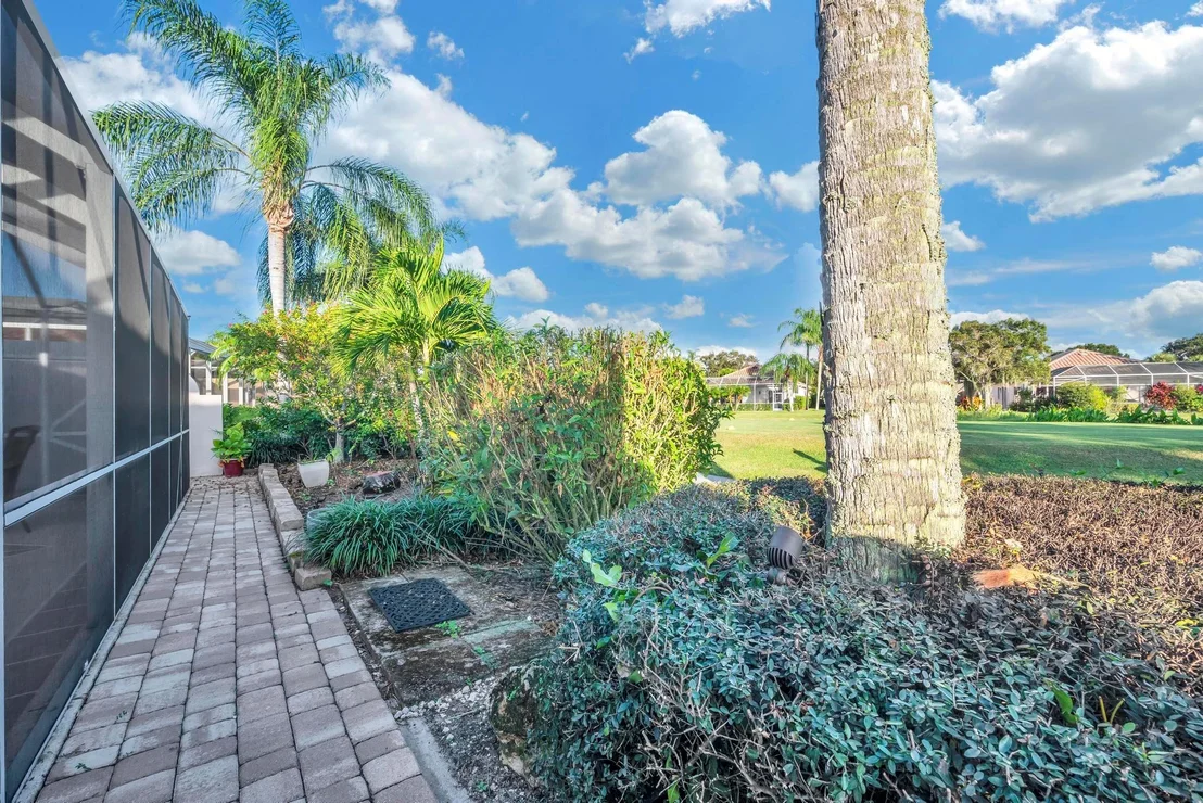 Photo of 8277 SE Double Tree Drive