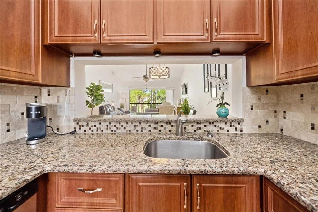 Photo of Unit A at 502 Pinecrest Circle