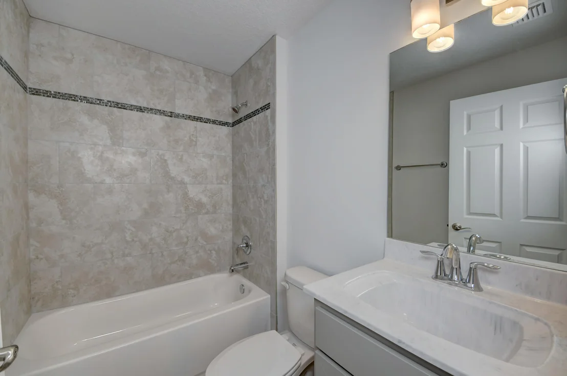 Photo of 5714 Sunset Boulevard