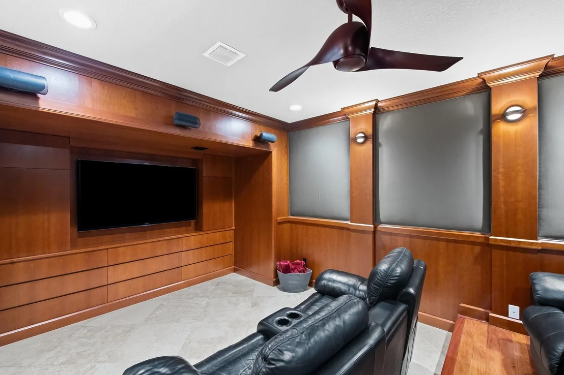 Photo of 3378 Bradenham Lane