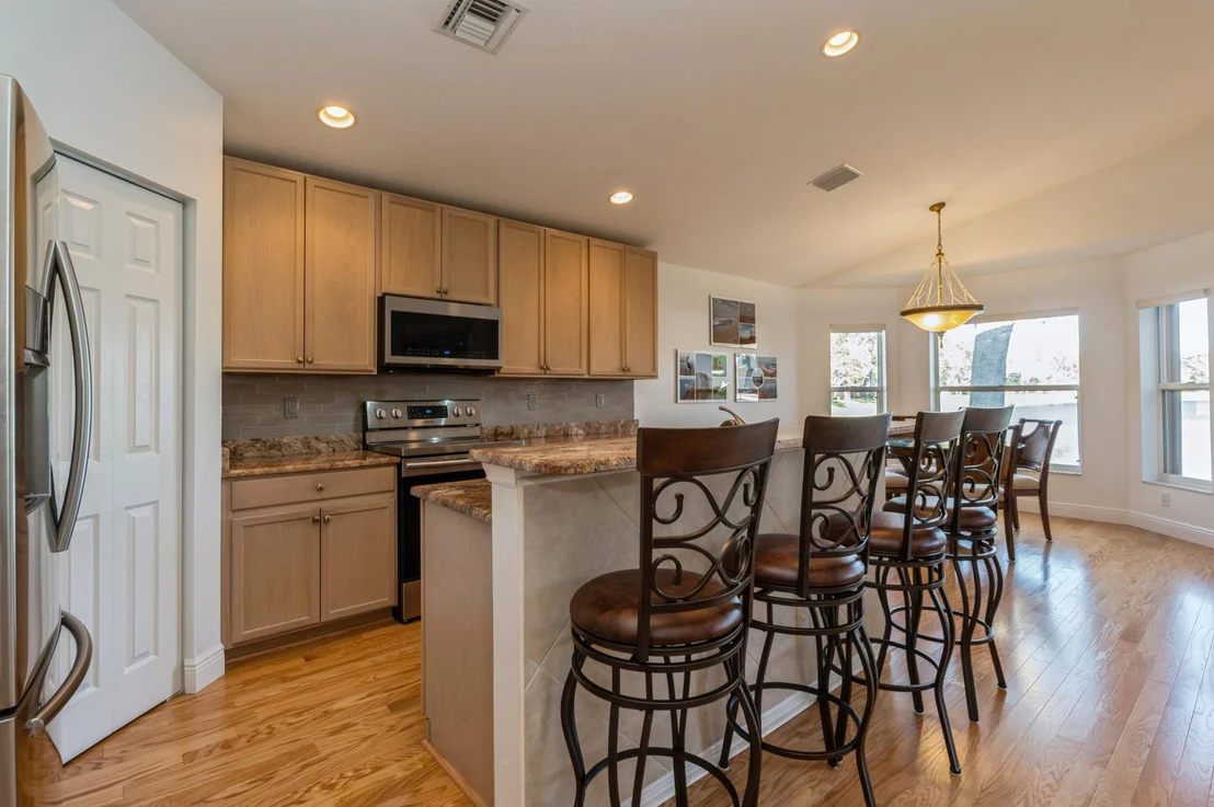 Photo of 12040 Roma Road