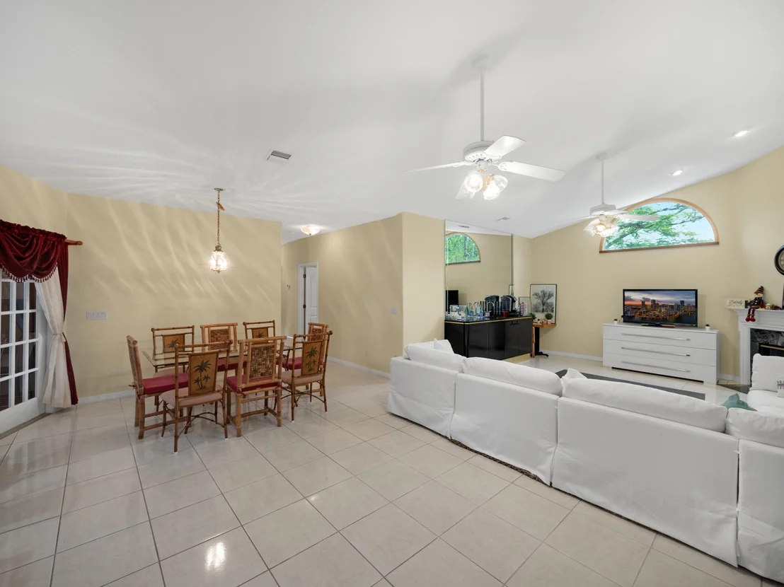 Photo of 16121 Mellen Lane