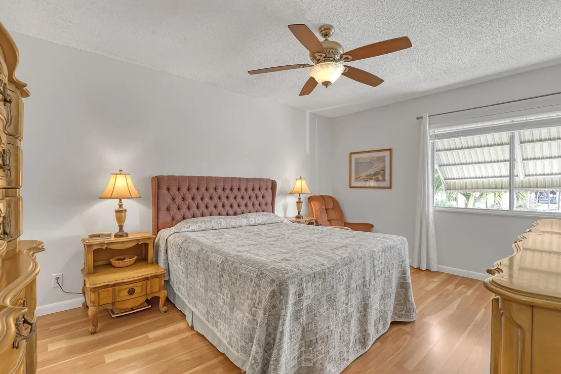 Photo of Unit D2 at 337 Pine Ridge Circle