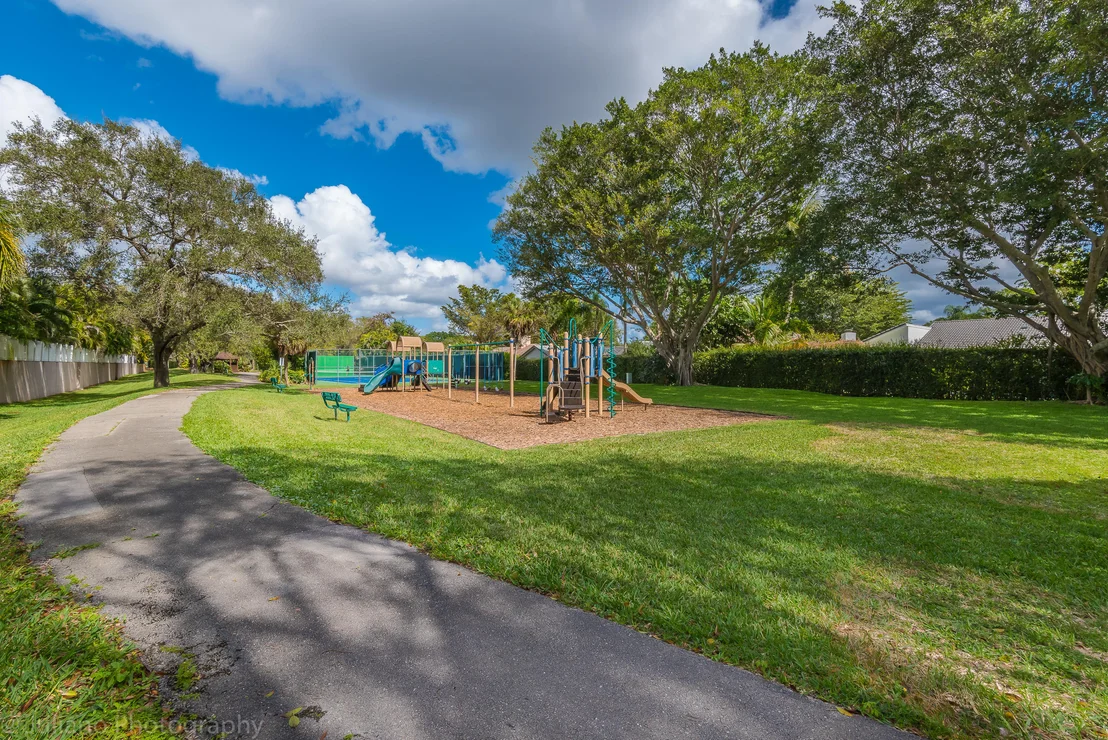 Photo of 6813 Giralda Circle