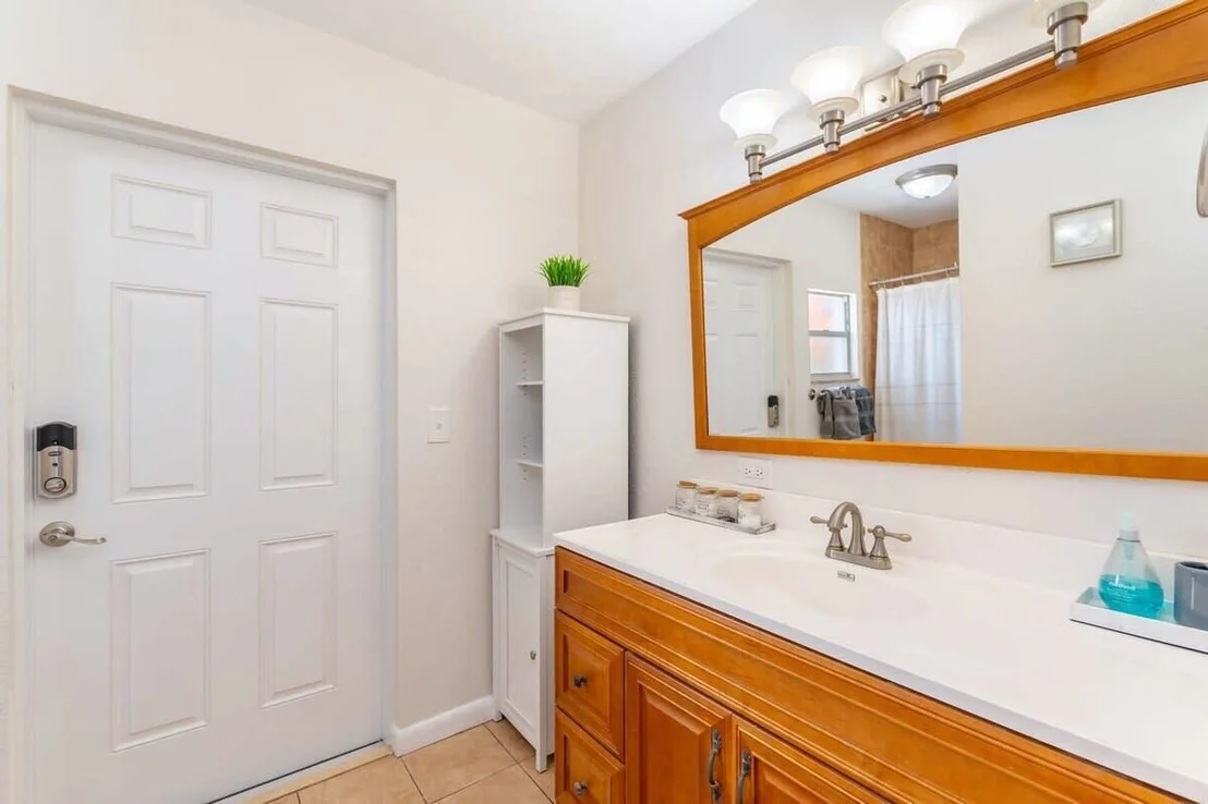 Photo of 1183 SE 1st Way