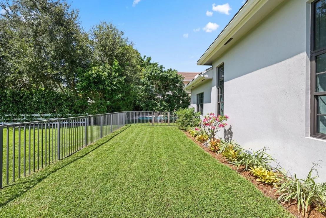 Photo of 8977 Stone Pier Drive