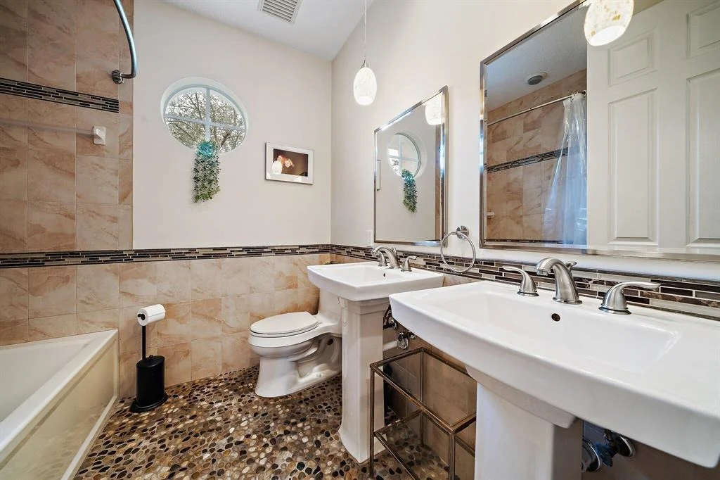 Photo of 313 Bougainvillea Drive