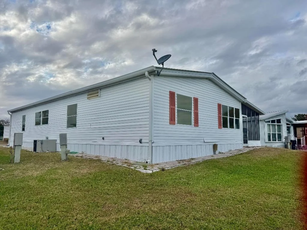 Photo of 1704 SW 35th Circle