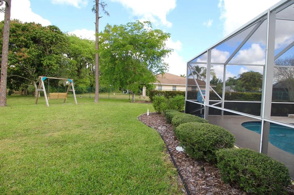 Photo of 114 Laurel Way