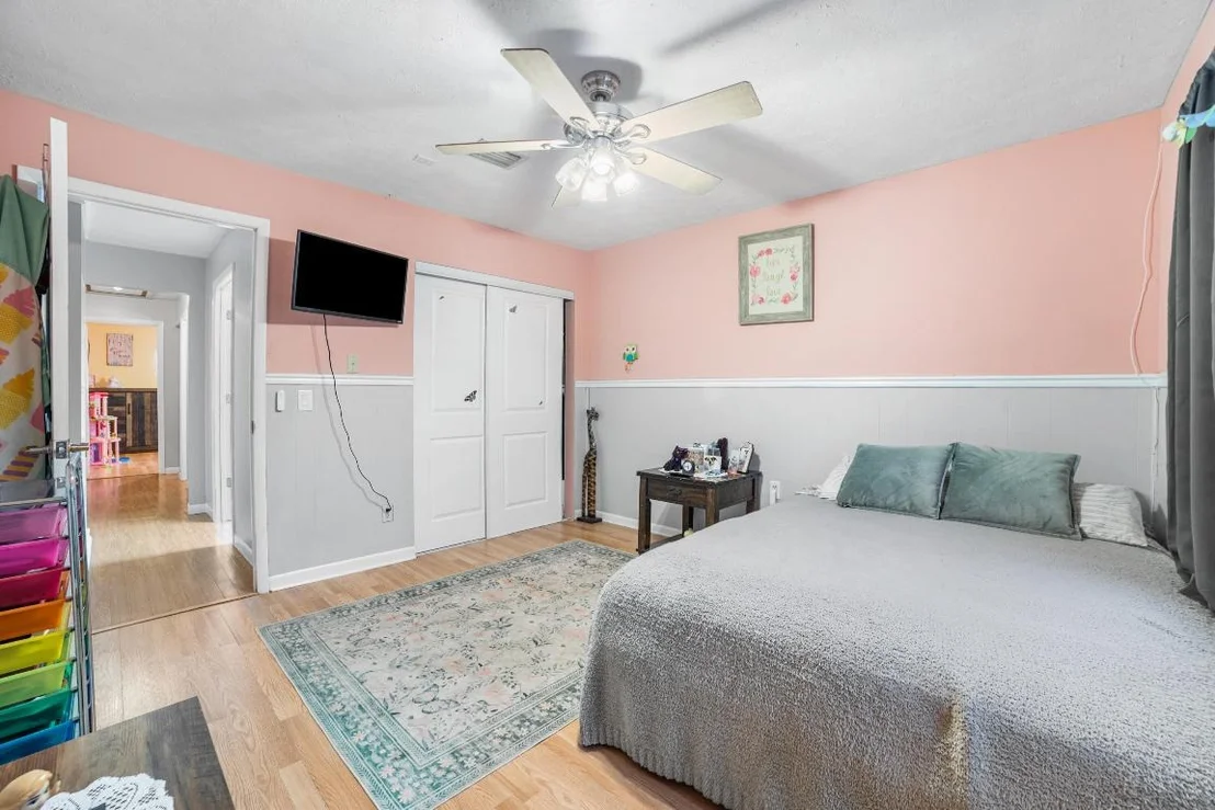 Photo of 2477 SE 27th Street