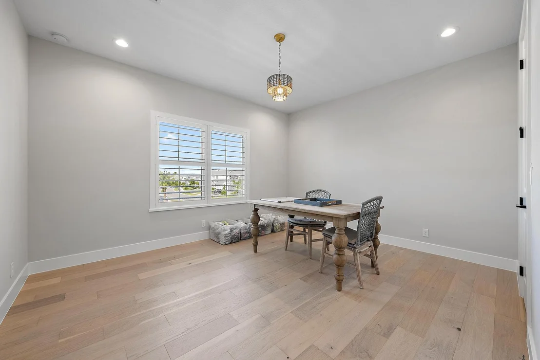 Photo of 9316 Crestview Circle