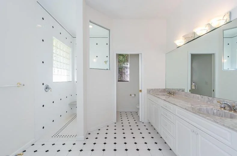 Photo of 11516 Hawk Hollow