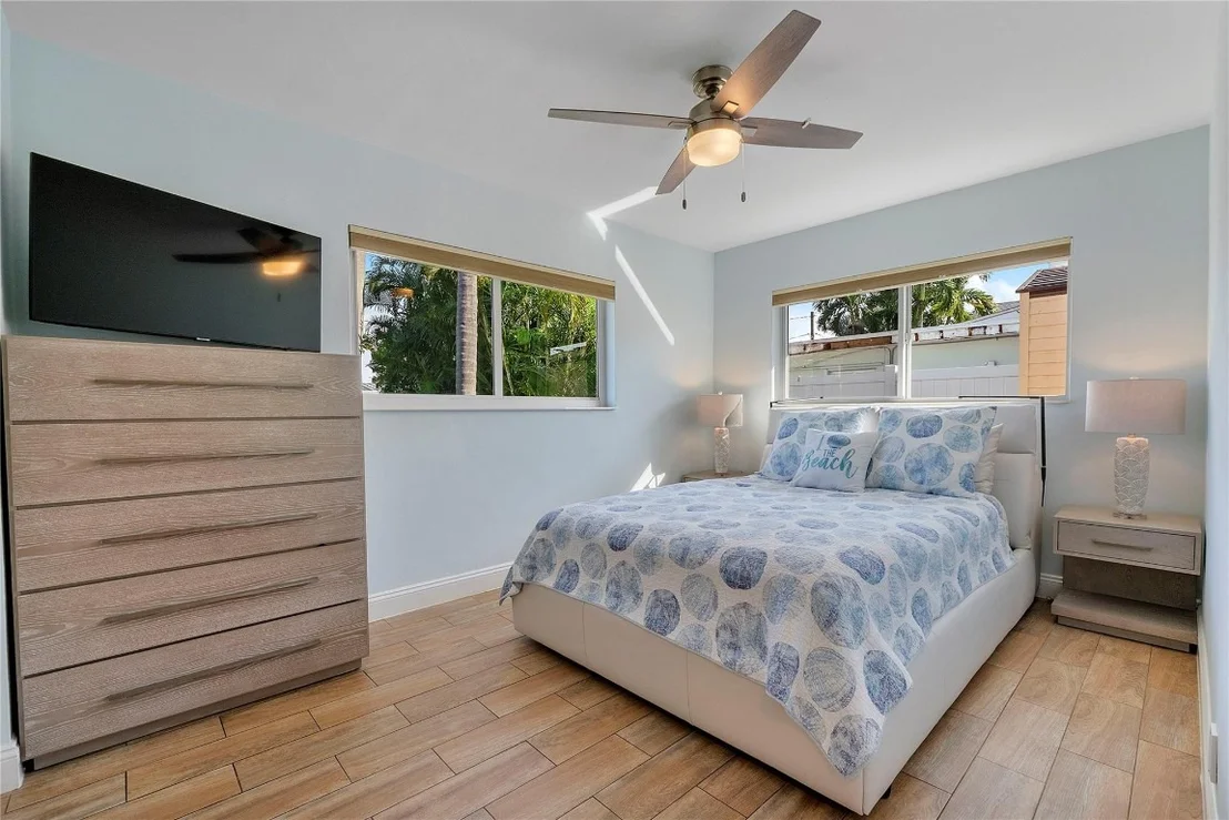 Photo of 731 SE 4th Avenue