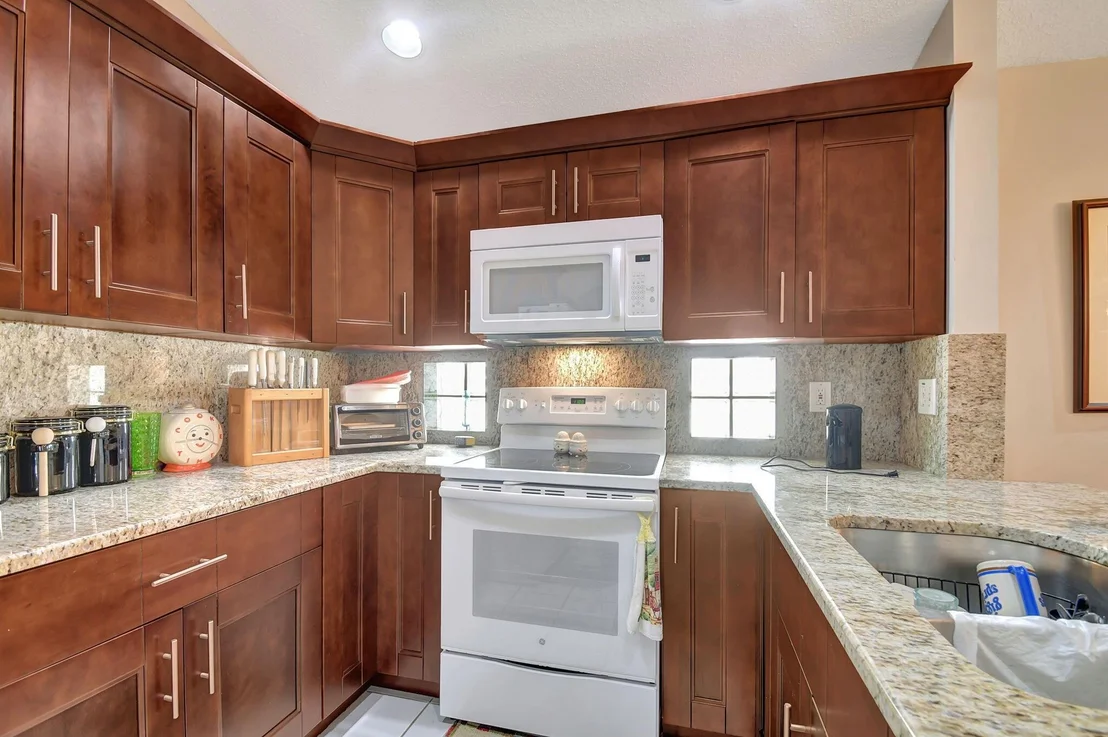Photo of 7872 Manor Forest Lane