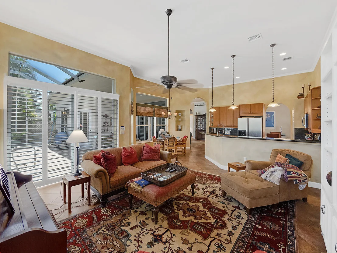 Photo of 445 Pine Tree Court