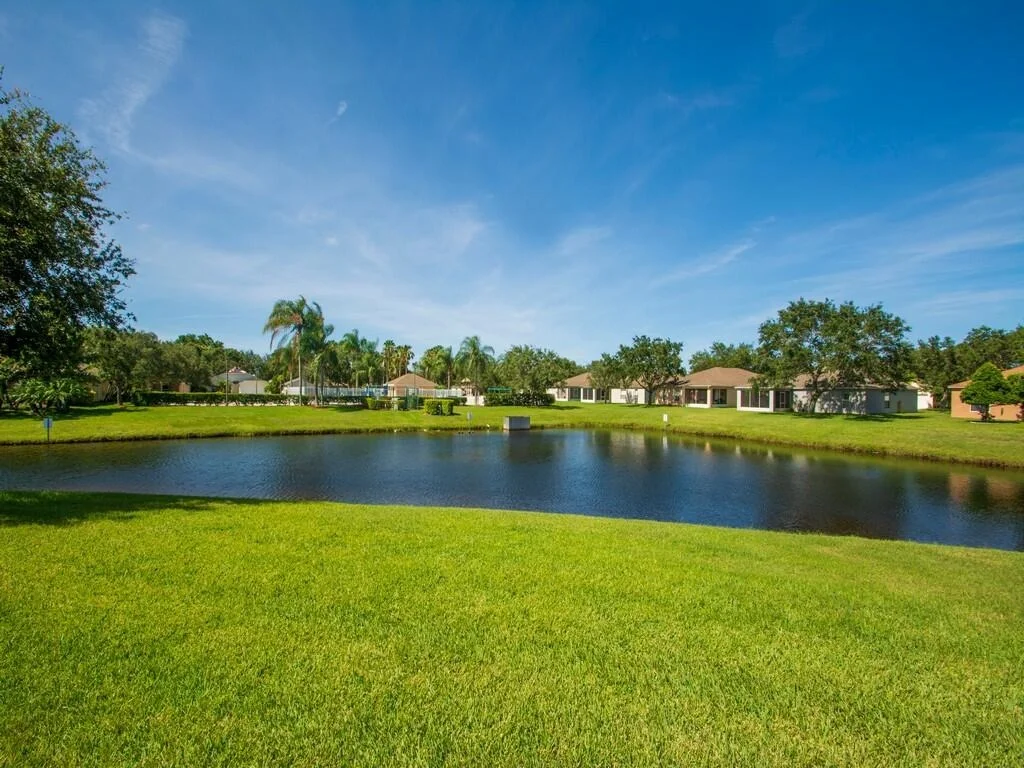 Photo of 1380 11th Lane