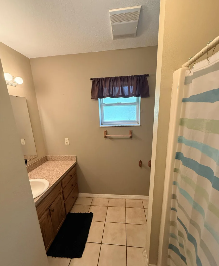 Photo of 7528 County Road 663