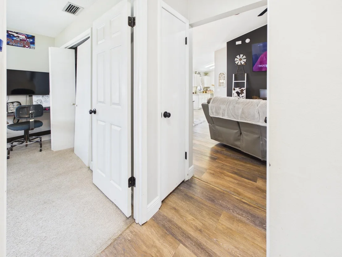 Photo of 1150 SW 85TH Way
