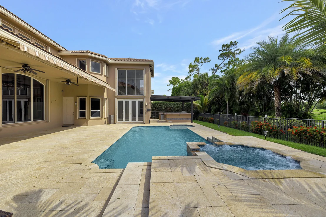 Photo of 9147 Pineville Drive