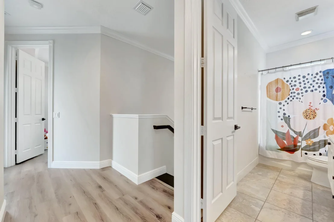 Photo of 2632 E Community Drive